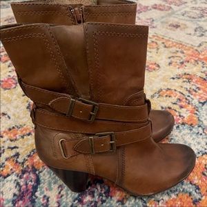 Arturo Chiang Brown Leather Ankle Boots Booties